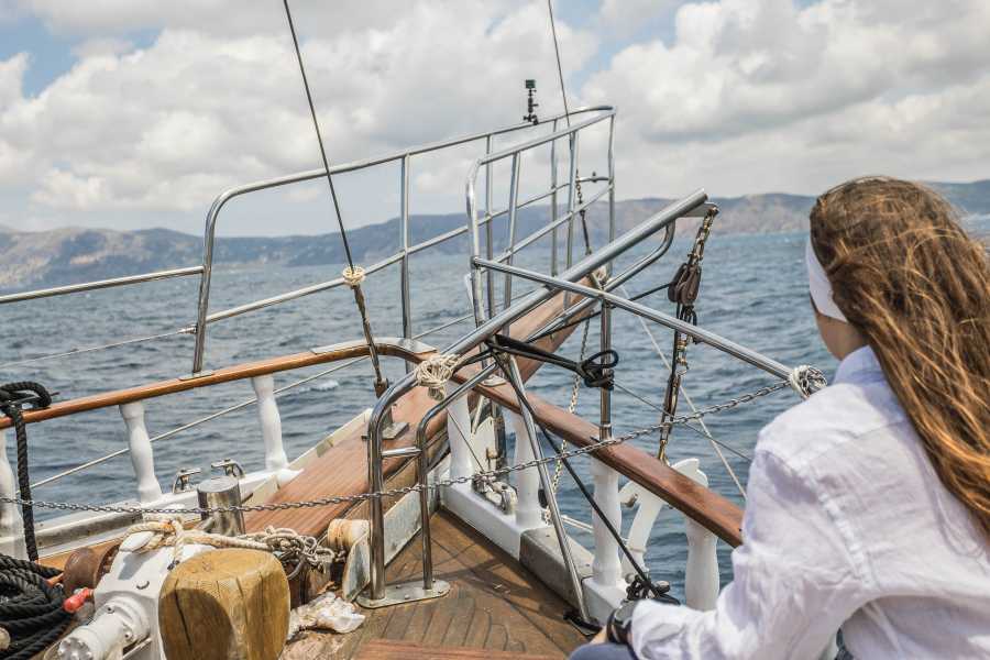 Destination Platanias Kissamoksesta Balokselle ja Gramvousaan Castello I -puualuksella