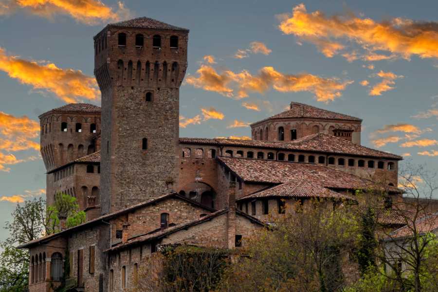 Modenatur Visita guidata alla Rocca di Vignola - 30 anni di Modenatur