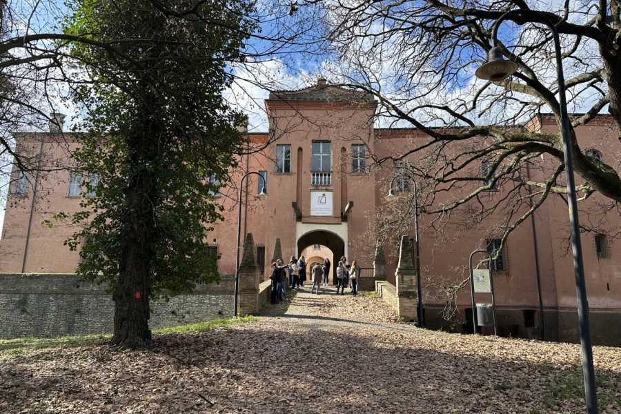 Modenatur Visita guidata al Castello di Spezzano - 30 anni di Modenatur