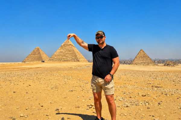 Private Day Tour with Guide to Giza Pyramids, Egyptian Museum, Khan al-Khalili