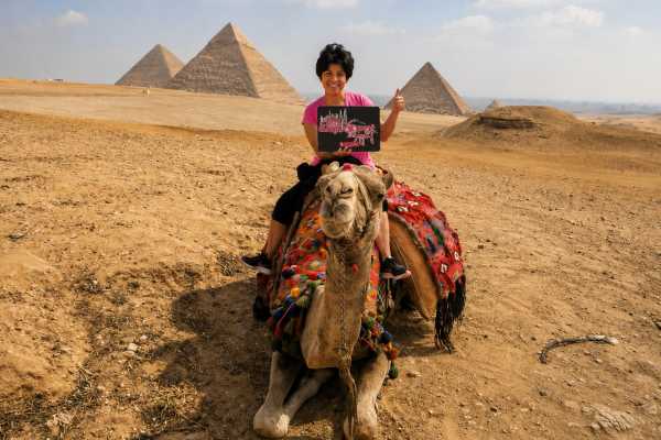 Sunrise Giza Pyramids Tour with Camel Ride