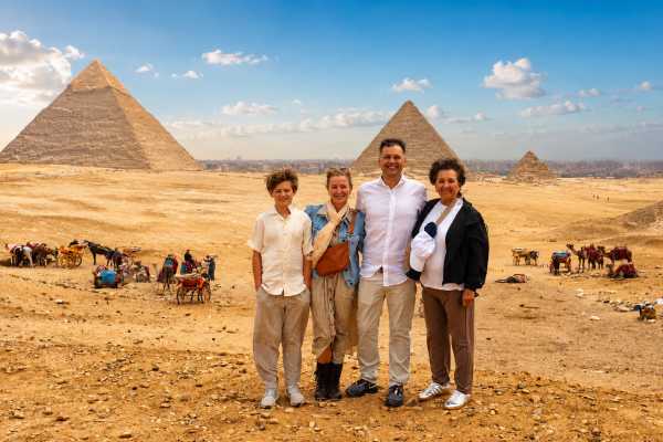 Sunrise Giza Pyramids Tour with Camel Ride