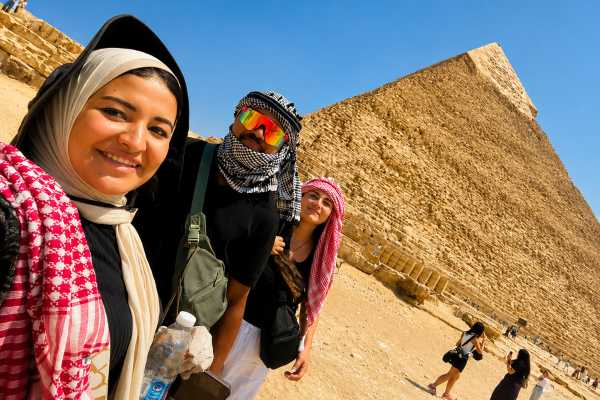 Sunrise Giza Pyramids Tour with Camel Ride