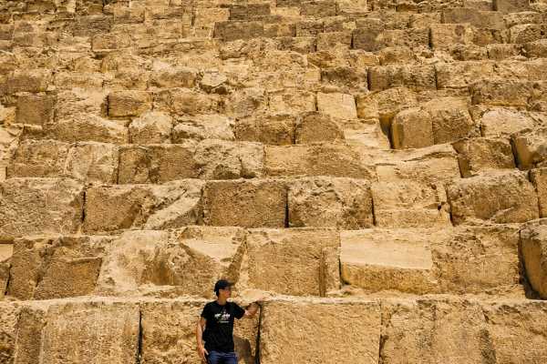 Sunrise Giza Pyramids Tour with Camel Ride
