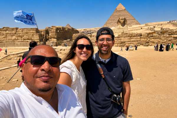 Sunset Giza Pyramids Tour & Dinner