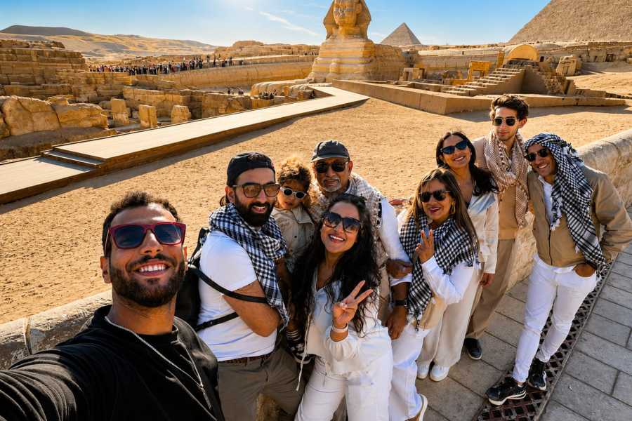 Let`s Explore Egypt 6-Hour Cairo Layover Tour