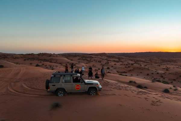 Above the Desert (Hot Air Ballon + Wadi Hawer)
