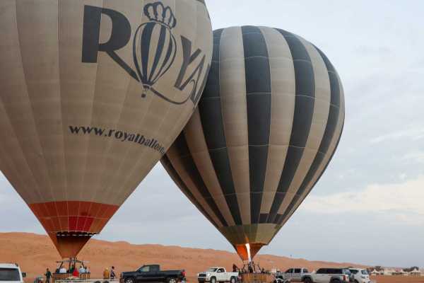 Above the Desert (Hot Air Ballon + Wadi Hawer)