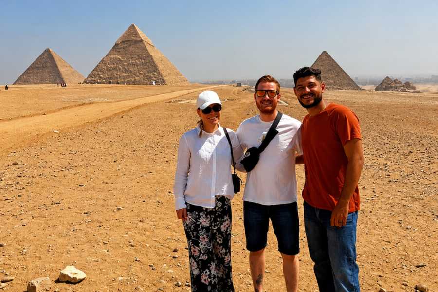 Let`s Explore Egypt Giza Pyramids & Nile Dinner Cruise from Alexandria Port