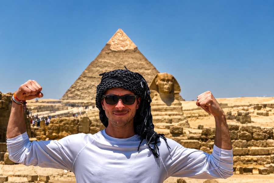 Let`s Explore Egypt Giza Pyramids & Nile Dinner Cruise from Alexandria Port