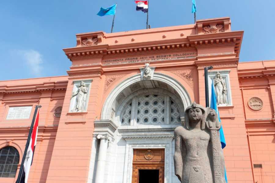 Egypt Tour packages Tour to Cairo and Giza Pyramids from Alexanderia