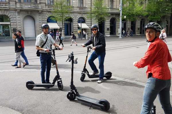 Guided E-Scooter Tour Zurich
