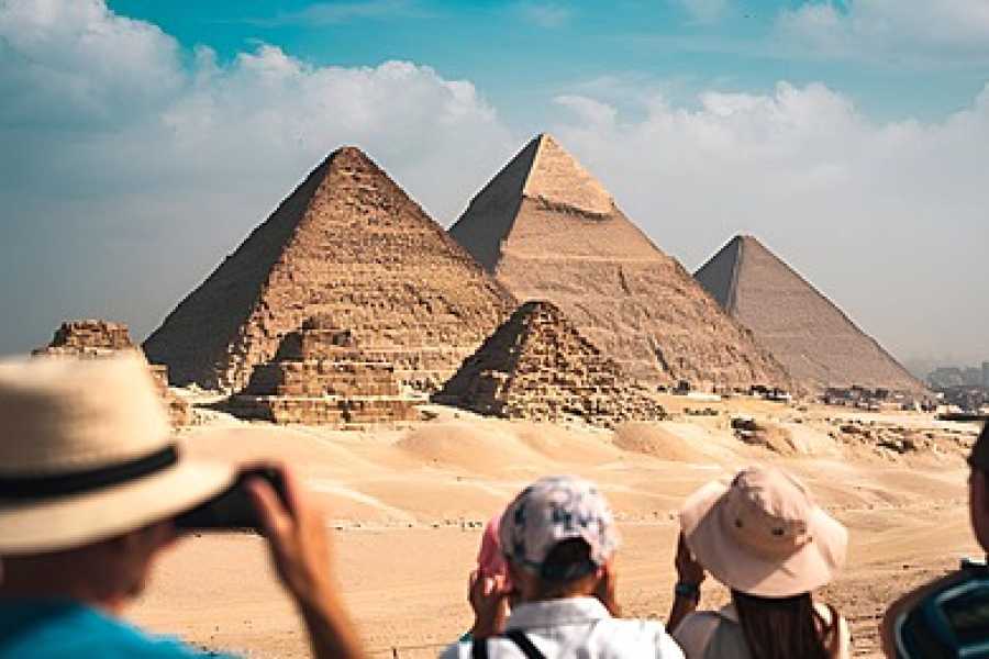 EMO TOURS EGYPT Cairo top tours to Giza Pyramids Egyptian Museum and Bazaar