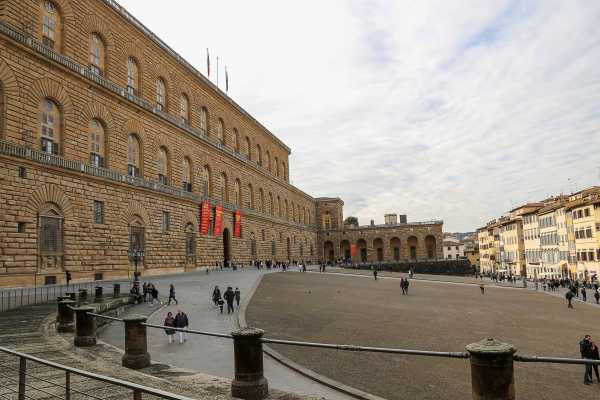 PITTI PALACE IN FLORENCE - THE MOST BEAUTIFUL HOUSE