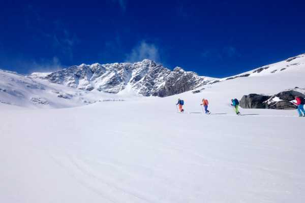 Backcountry skiing Fjord Norway: Trollheimen, Sunndalsfjella and Romsdal