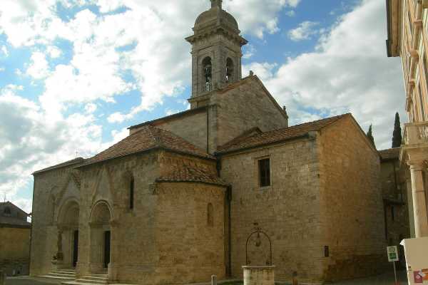 Fd  Tour Via Francigena - along ancient Pilgrims' Roads and small 'Borghi'