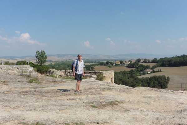 Fd  Tour Via Francigena - along ancient Pilgrims' Roads and small 'Borghi'