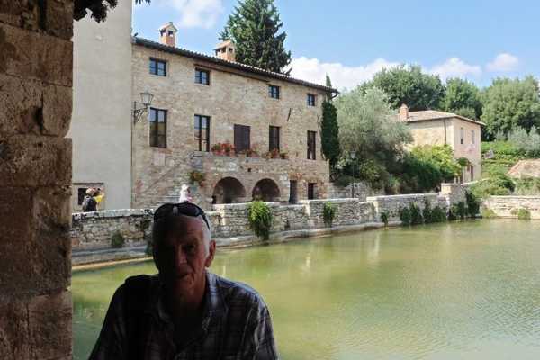 Fd  Tour Via Francigena - along ancient Pilgrims' Roads and small 'Borghi'