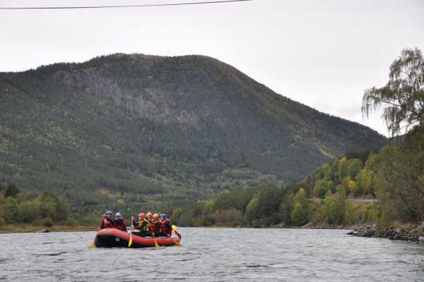 Family rafting