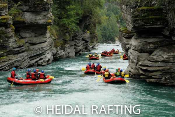 Classic whitewater rafting in Sjoa - Day trip PlayRun