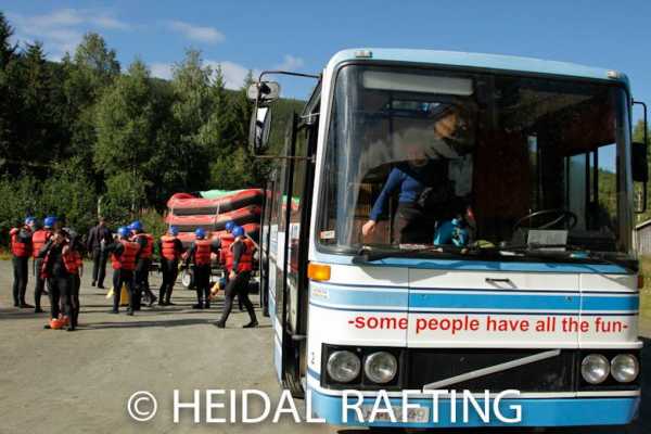 Classic whitewater rafting in Sjoa - Day trip PlayRun