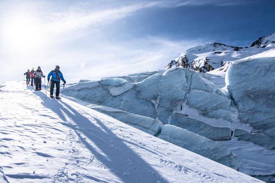 Saas-Fee Guides Gletscher Tour - Winter