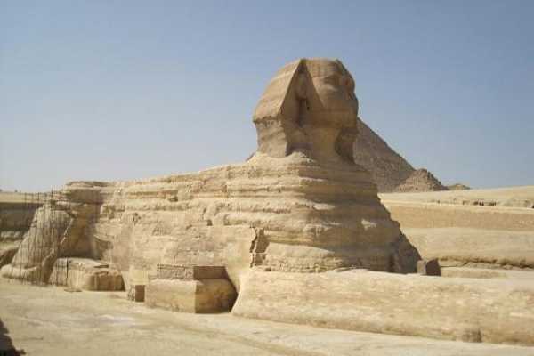 Full Day tour to Pyramids and Egyptian Museum