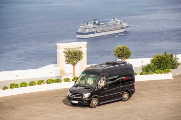 Santorini Half Day Private Tour 5-Hour