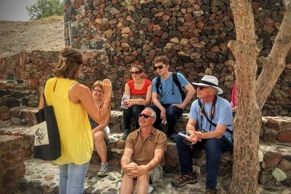 5-Hour Private Tour of Santorini's South Side