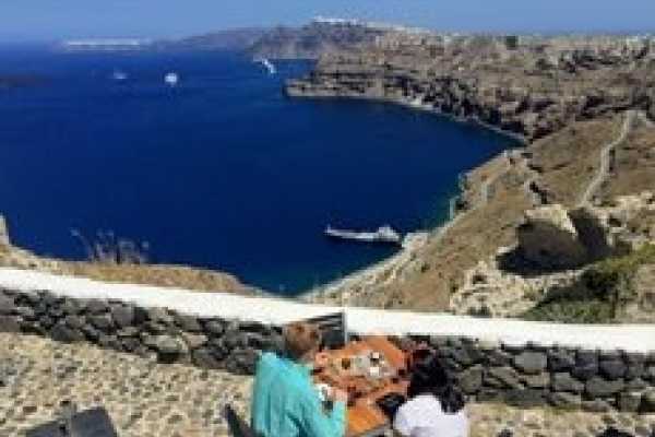 Santorini Wine Tasting Tour