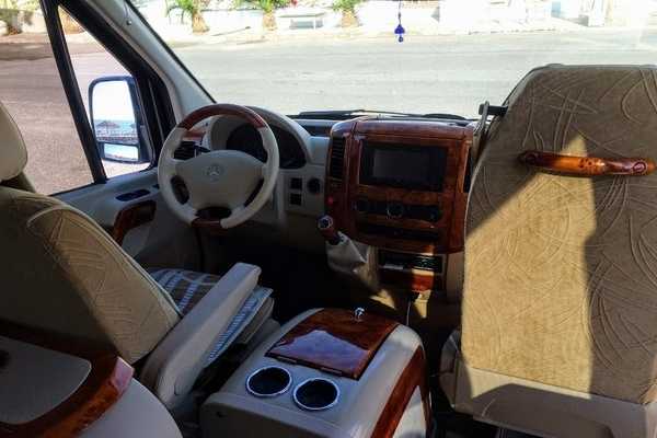 Santorini Private Transfer