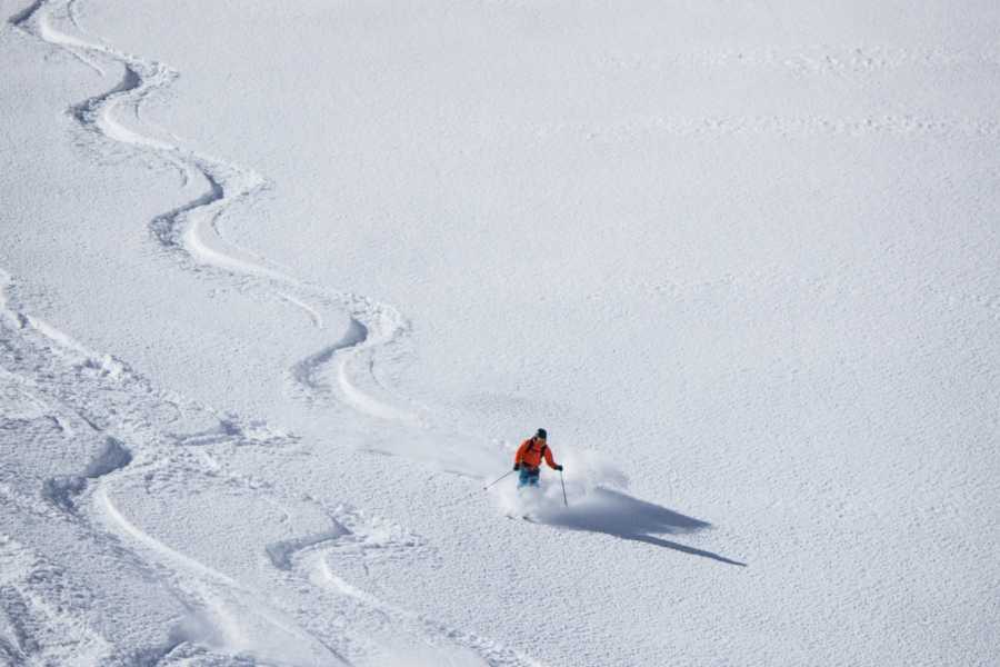 Saas-Fee Guides Backcountry Experience