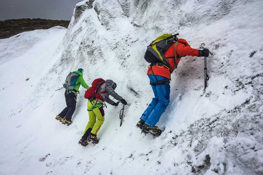 Saas-Fee Guides Hochalpine Fels- und Eisausbildung