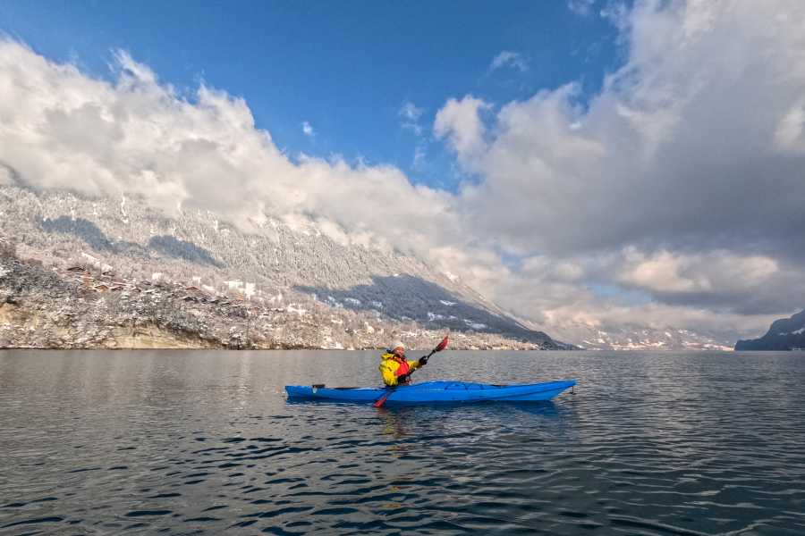 Hightide Kayak School GmbH Winter Kayak Tour Lake Brienz