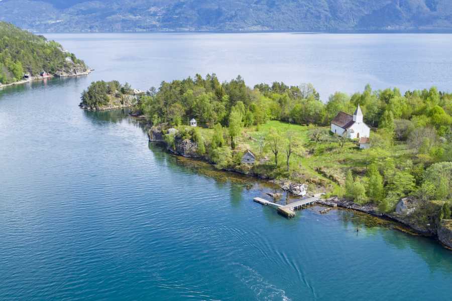 Balestrand Adventure Balestrand rib tour