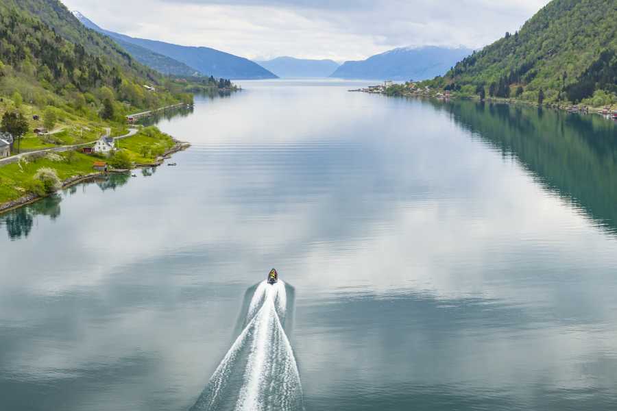 Balestrand Adventure Balestrand rib tour