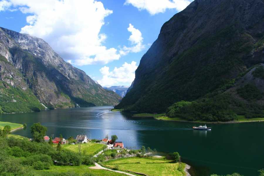 Balestrand Adventure N&aelig;r&oslash;yfjorden RIB Tour