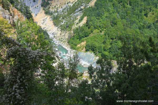 DURMITOR NATIONAL PARK TOUR AND CANYONS WITH MH TRAVEL