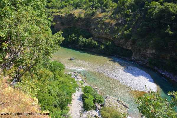 DURMITOR NATIONAL PARK TOUR AND CANYONS WITH MH TRAVEL