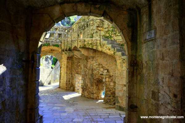 KOTOR & BUDVA TOUR (CABLE CAR) WITH MH TRAVEL