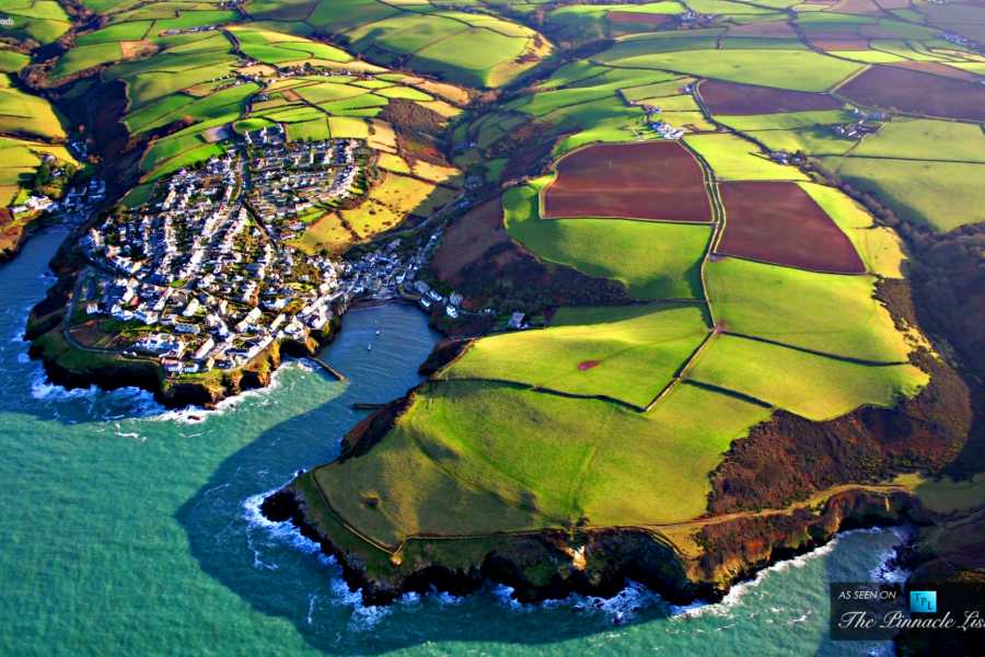 PADSTOW & PORT ISAAC DAY TRIP Oates Travel