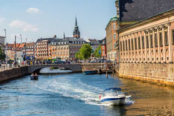 3-hour Copenhagen Private City Tour