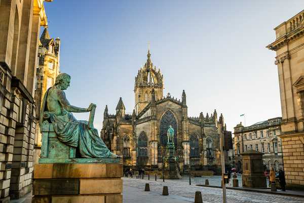 3-hour Edinburgh Private City Tour
