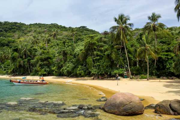 Angra dos Reis Island Exploration Cruise
