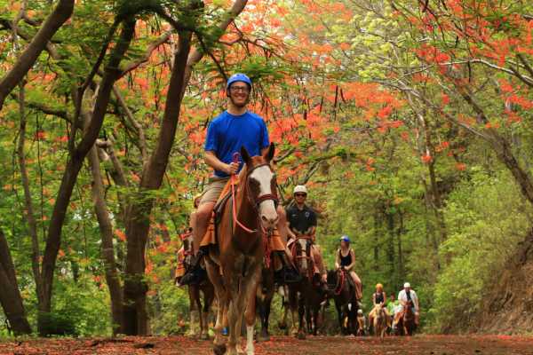 Diamante Horseback Riding Tour