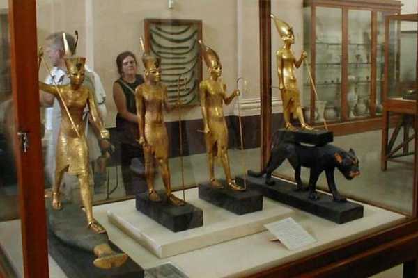 EMO TOURS EGYPT Half day guided trip to Egyptian Museum