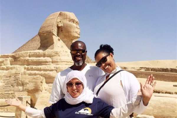 EMO TOURS EGYPT Guided trip to Giza pyramids Sphinx with lunch
