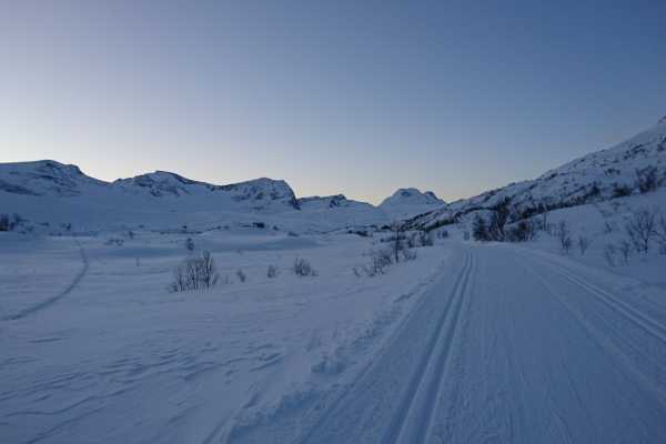 Cross-country skiing in Trollheimen