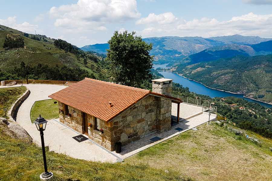Ger&ecirc;s Holidays Pousadela Village & Semana Santa
