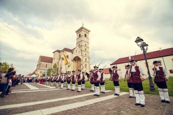 CJ06 - Alba Iulia&rsquo;s Fortress & R&acirc;meț&rsquo;s Spiritual Beauty A Day Trip from Cluj